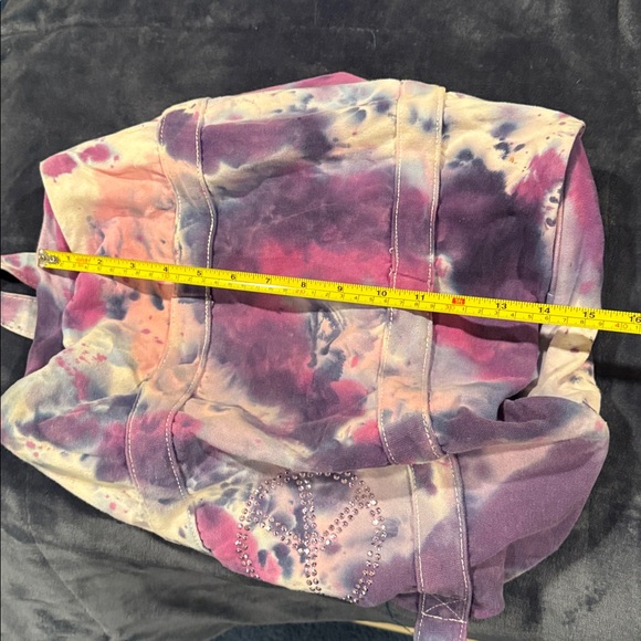 Under bandz  tie dyed duffle bag - Picture 8 of 10